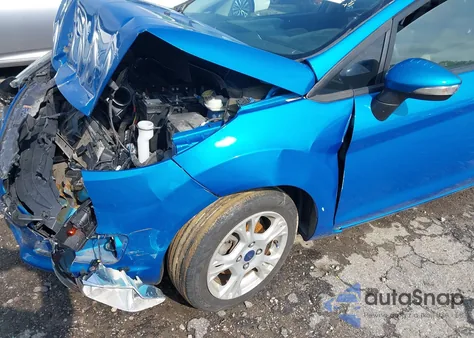 2014 Ford Fiesta Se z USA, uszkodzony, nr VIN 3FADP4BJ5EM226149